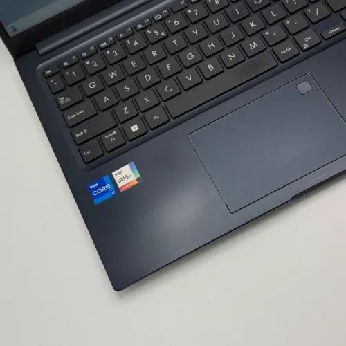 ASUS VIVOBOOK 15 / 12th i7-1255U / 16Go DDR4 / 256GO SSD / 15.6 FHD