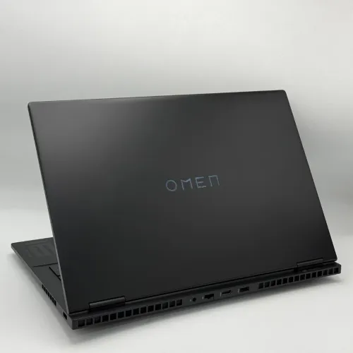 HP OMEN 16 / i7-14650HX / 16 Go DDR5 / RTX 4070 / QHD+ 240Hz