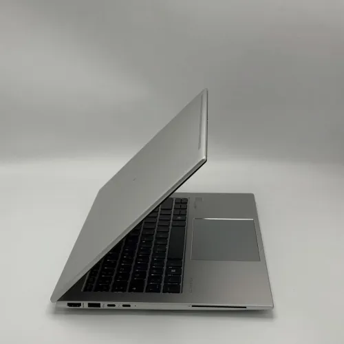 HP EliteBook 845 G11 / Ryzen 5 8540U / 16 Go DDR5 / 512 Go SSD Samsung / 14 FHD+