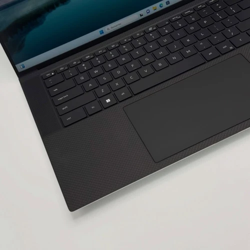 Dell XPS 15 9530 / i7-13700H / 16 Go DDR5 / 1 To SSD / RTX 4050 6Go