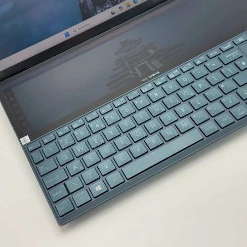 ASUS ZenBook DUO 14 Tactile / 10th I7-10510U / 16Go DDR4 / 512SSD / NVIDIA MX 250 / Double Écran 