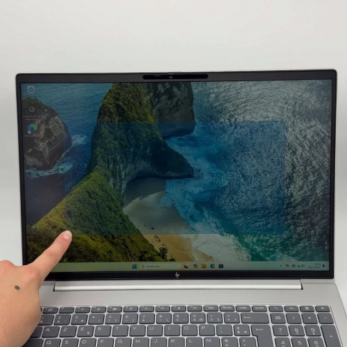 HP EliteBook 660 G11 Tactile / Ultra 5 135U / 32 Go DDR5 / 512 Go SSD NVMe / 16 FHD Touch