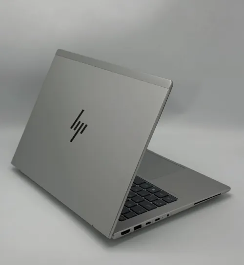 HP ELITEBOOK 640 G11 / Core Ultra 7 165U / 32Go DDR5 / 512Go SSD NVMe