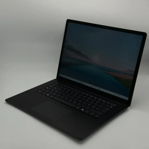 Microsoft Surface Laptop 7 / Ultra 7 165H / 16Go DDR5 / 512Go SSD NVMe / 13.8 QHD 120hz