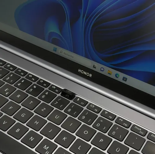 Honor MagicBook Pro 16 / Ryzen 5 4600H / 16 Go DDR4 / 512 Go SSD NVMe / 16 FHD