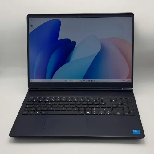 Dell Alienware 16 Aurora / Core 7 240H / 16 Go DDR5 / RTX 5060 / QHD+ 120Hz