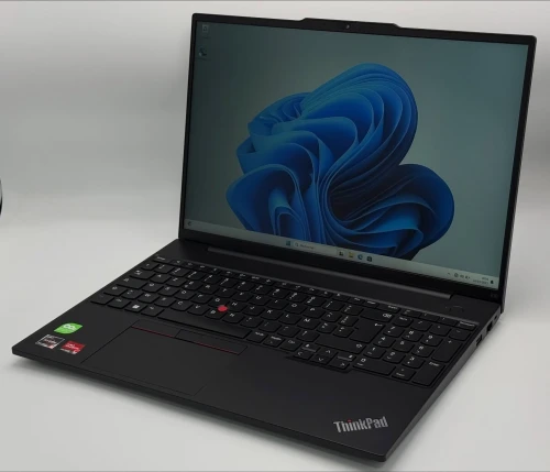 LENOVO THINKPAD E16 / RYZEN 5 7530U / 16GO DDR4 / 256Go SSD / 16 FHD+ WUXGA