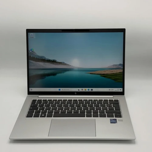 HP EliteBook 840 G10 / i5-1345U / 16 Go DDR5 / 256 Go SSD / 14 FHD+
