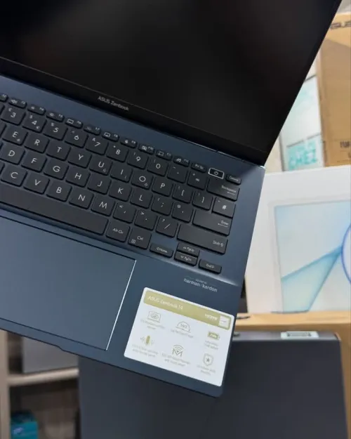 ASUS ZENBOOK 14 / 12th I5-1240P / 8Go DDR5 / 512SSD / 14 2.8K 
