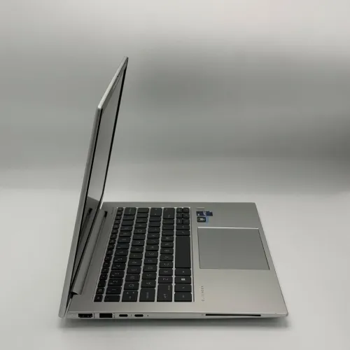 HP ELITEBOOK 840 G9 / 12th I7-1265U / 32Go DDR5 / 512SSD / 14 FHD+