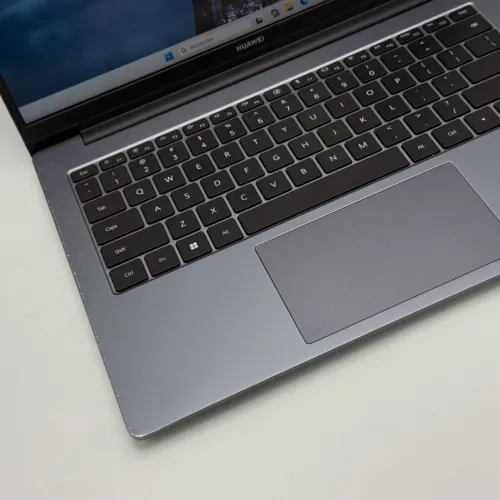 Huawei MateBook 14 / i7-1360P / 16 Go DDR4X / 1 To SSD / 14 FHD+