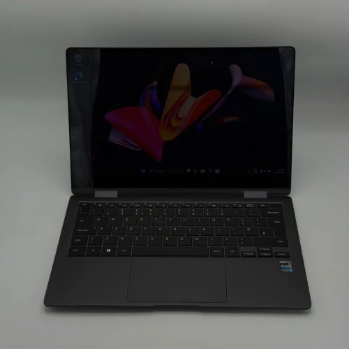 Samsung Galaxy Book3 360 / i5-1340P / 16 Go DDR4X / 512 Go SSD / OLED x360