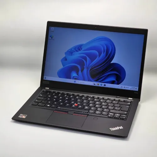 LENOVO THINKPAD T495s / AMD RYZEN 7 PRO 3700U / 16GO DDR4 / 256SSD / RX VEGA 10 / 14" FHD
