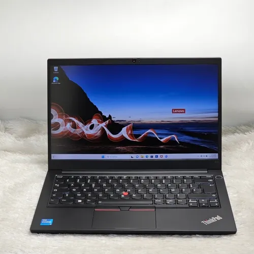 LENOVO THINKPAD E14 GEN2 / 11th i5-1135G7 / 8Go DDR4 / 256SSD / 14" FHD
