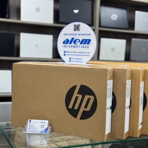 HP LAPTOP 14 / AMD RYZEN 5 7520U (13th) / 16Go DDR5 / 1To SSD / 14