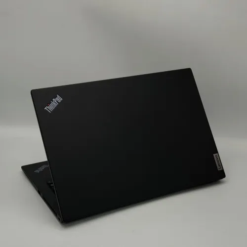 Lenovo ThinkPad T14s Gen 2 / Ryzen 7 Pro 5850U / 16 Go / 256 Go SSD / 14 FHD
