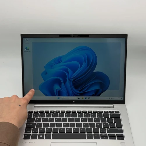 HP EliteBook 845 G10 / Ryzen 5 7545U / 16 Go / 512 Go SSD / 14 FHD+ Tactile