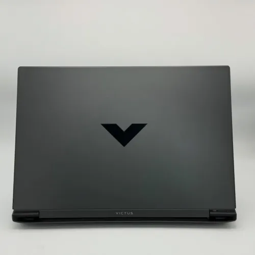 HP Victus 16  / i7-13620H / 16 Go DDR5 / 512 Go SSD / RTX 4060 8Go / 16.1 FHD 144Hz