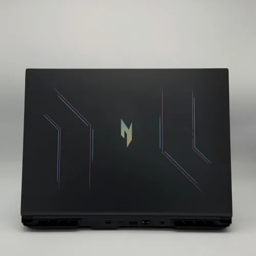Acer Nitro Shadow SH16 / i7-14650HX / RTX 4060 / 16 Go DDR5 / QHD+ 165Hz