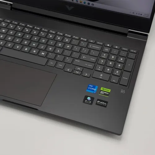HP Victus 16 Gaming / i7-13620H / RTX 4060 / QHD 240Hz