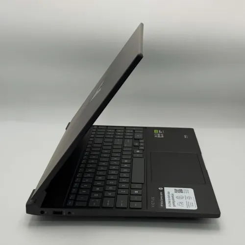 Victus by HP 15-fb3093dx / Ryzen 7 7445HS / 16Go DDR5 / RTX 4050 / 512SSD / 15.6 FHD 144Hz