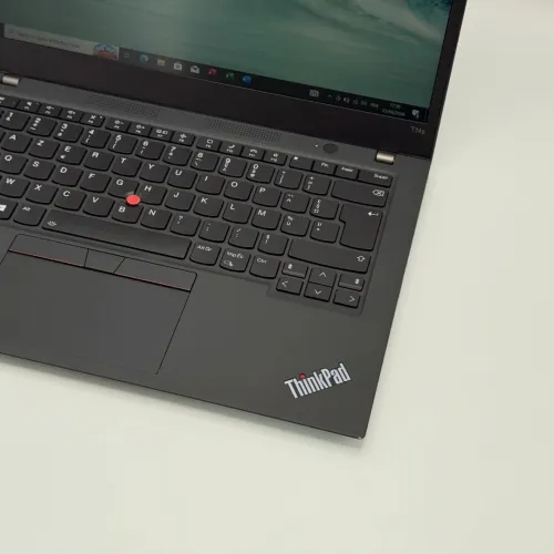Lenovo ThinkPad T14s Gen 2 / Ryzen 7 Pro 5850U / 16 Go / 256 Go SSD / 14 FHD