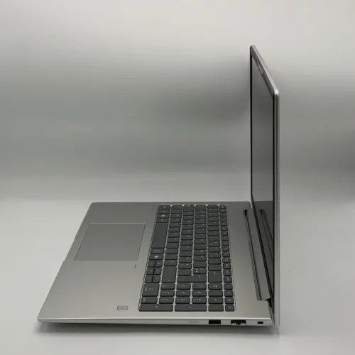 HP ProBook 4 G1ah 16 / Ryzen 5 AI / 16Go DDR5 / 512Go SSD NVMe Gen4 / 16 FHD+