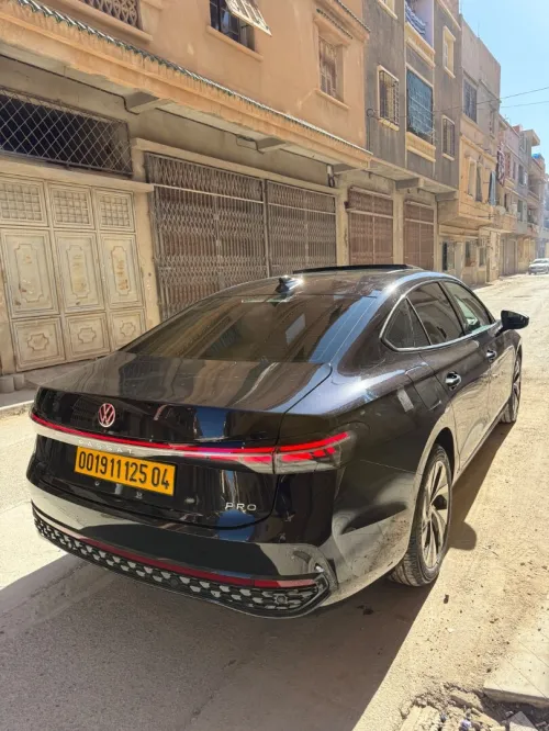 Volkswagen Passat 2025 Pro