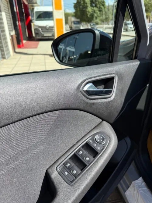 Renault Clio 5  2026 Esprit Alpine