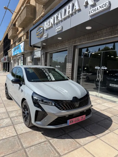 Renault Clio 5  2026 Esprit Alpine