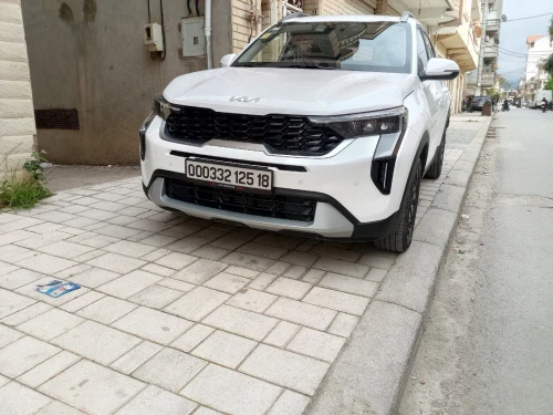 Kia Sonet  2025 Luxury