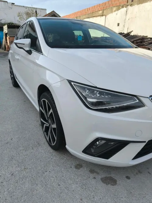 Seat Ibiza 2018 HIGH