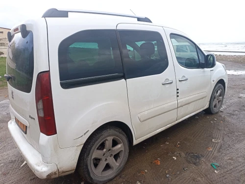 Peugeot Partner 2011 Tepee