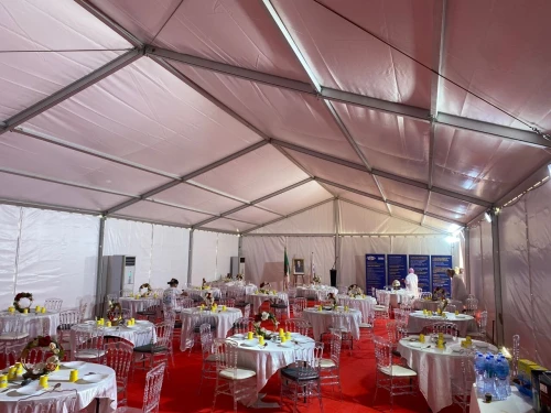 LOCATION CHAPITEAUX ET ORGANISATION 
