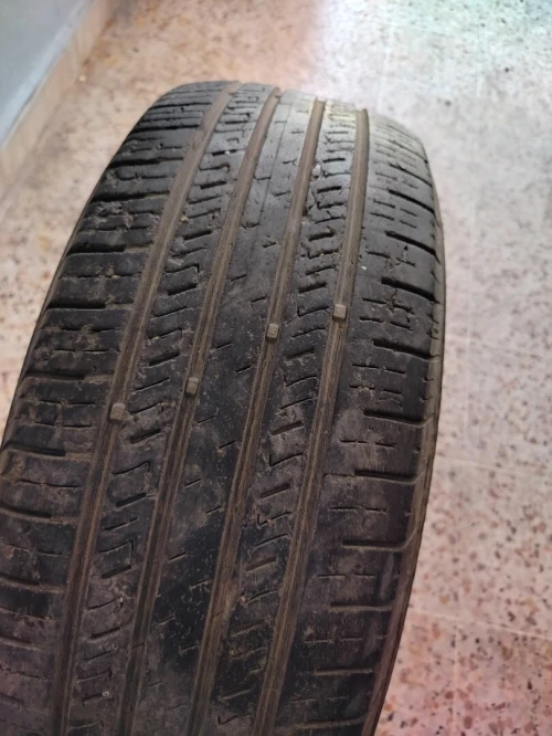 Pneus 215/60/17