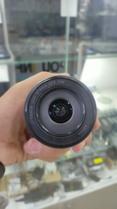 CANON RF 16 MM 2.8 