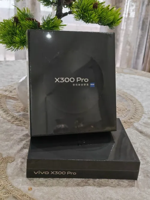 Vivo x300 pro Vivo x300 pro