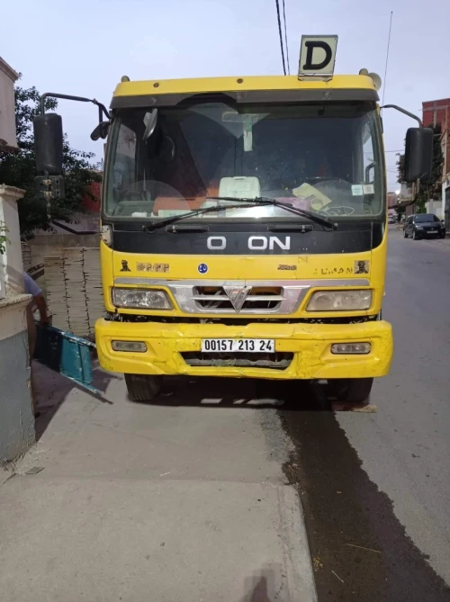 FOTON foton 10 tonnes 2013