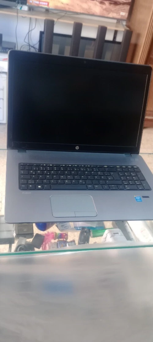 Hp i7 4generation البطارية لا تعمل ram 8gb dusc 512ssd