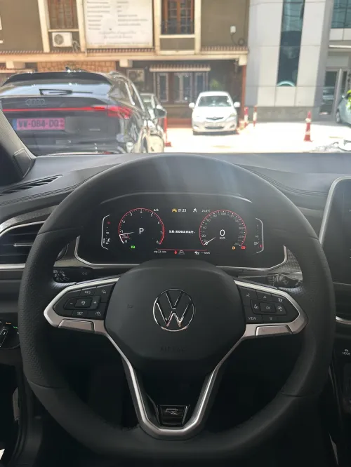 Volkswagen New T-Roc  2026 R-Line 