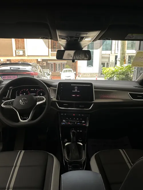 Volkswagen New T-Roc  2026 R-Line 