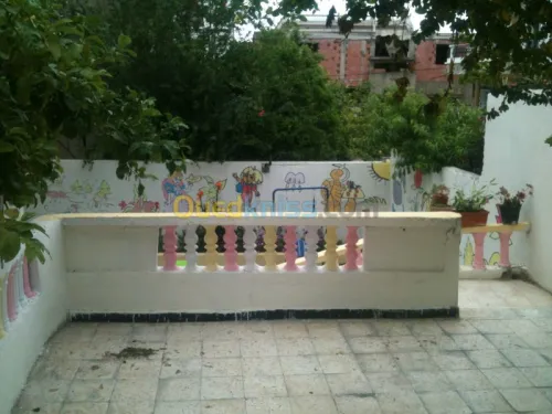 Crèche Ecole Maternelle