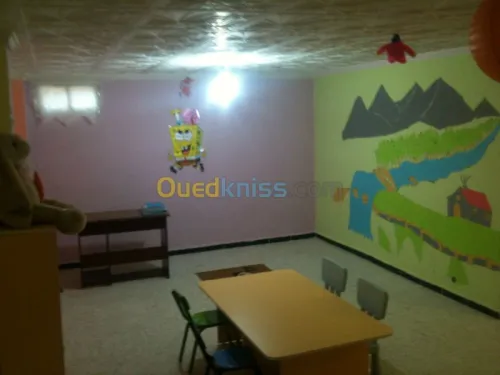 Crèche Ecole Maternelle