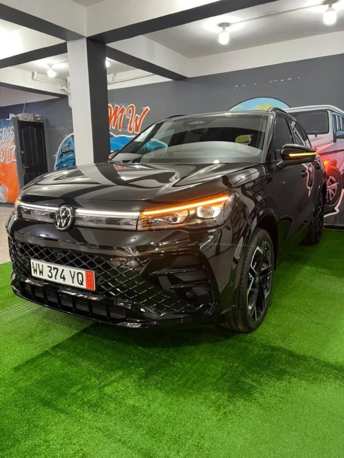 Volkswagen Tiguan 2025 R
