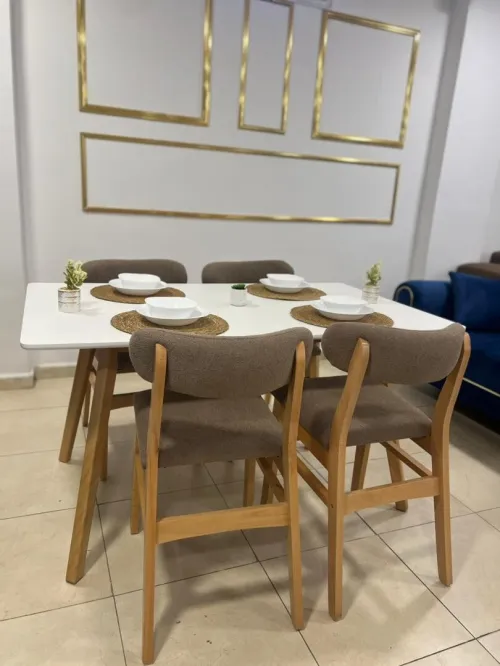 Table de cuisine avec 4 Chaises