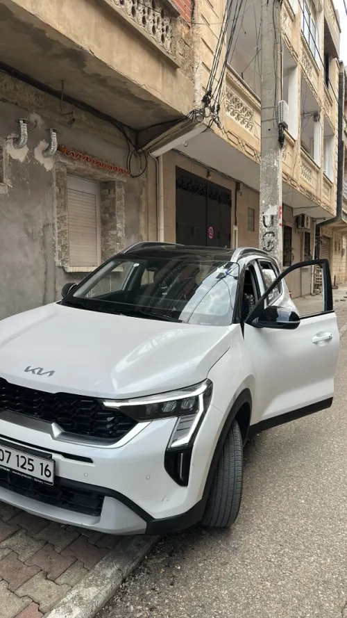 Kia Sonet  2025 Luxury