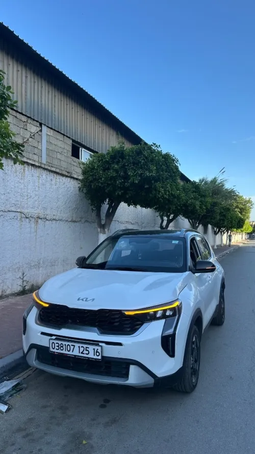 Kia Sonet  2025 Luxury
