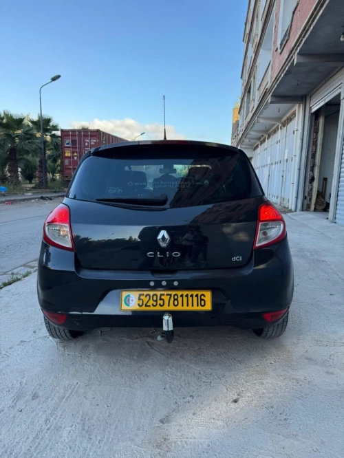 Renault Clio 3 2011 Night and Day