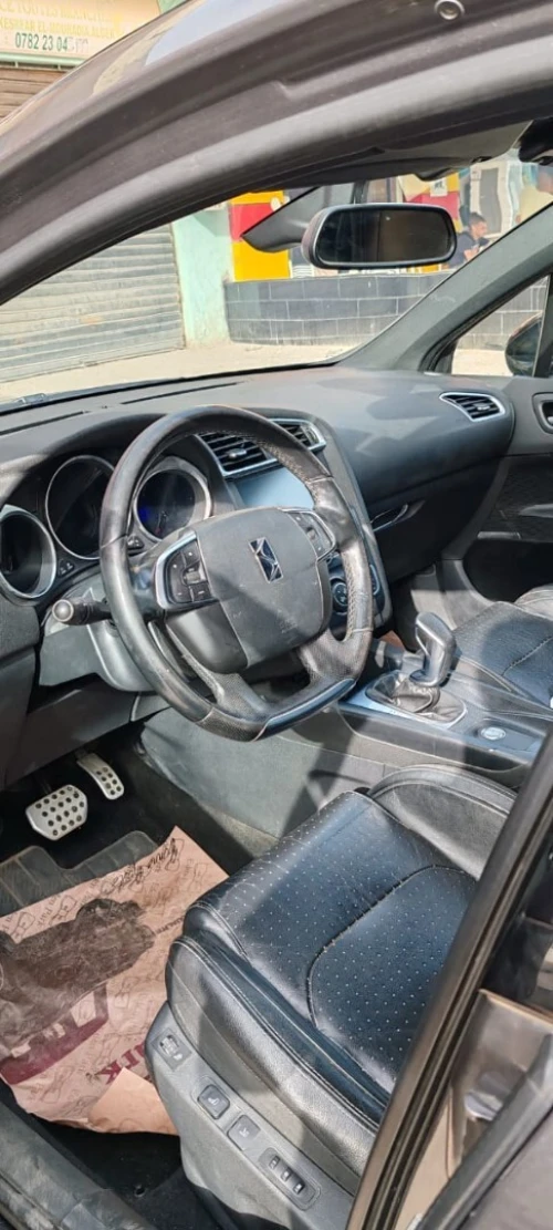 DS DS4 CROSSBACK 2016 Très bonne