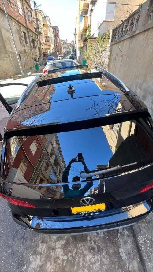 Volkswagen Taos 2024 SE Black 